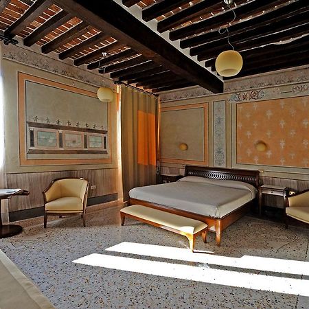 Albergo Giulia Gonzaga Sabbioneta Bagian luar foto