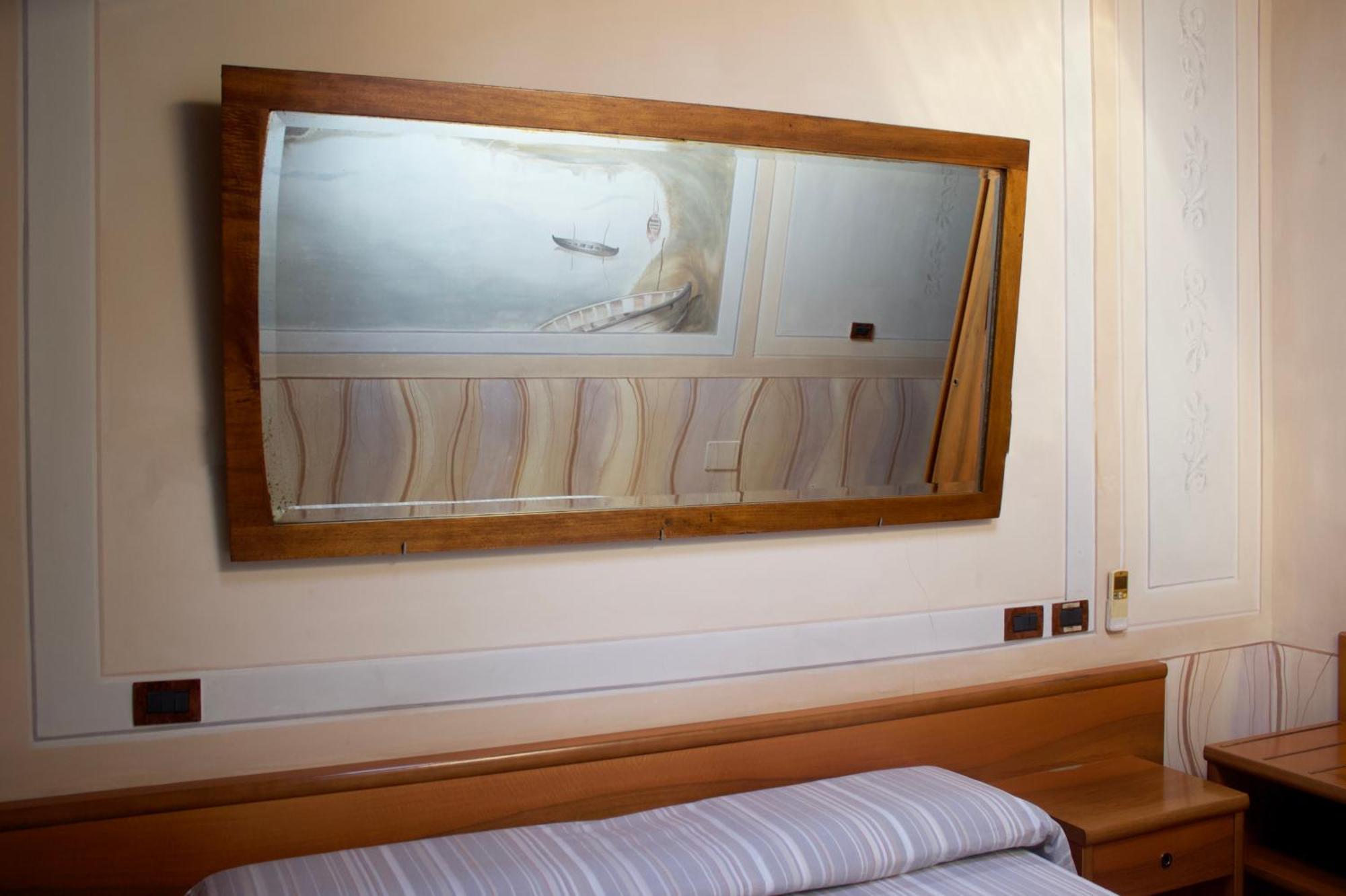 Albergo Giulia Gonzaga Sabbioneta Bagian luar foto