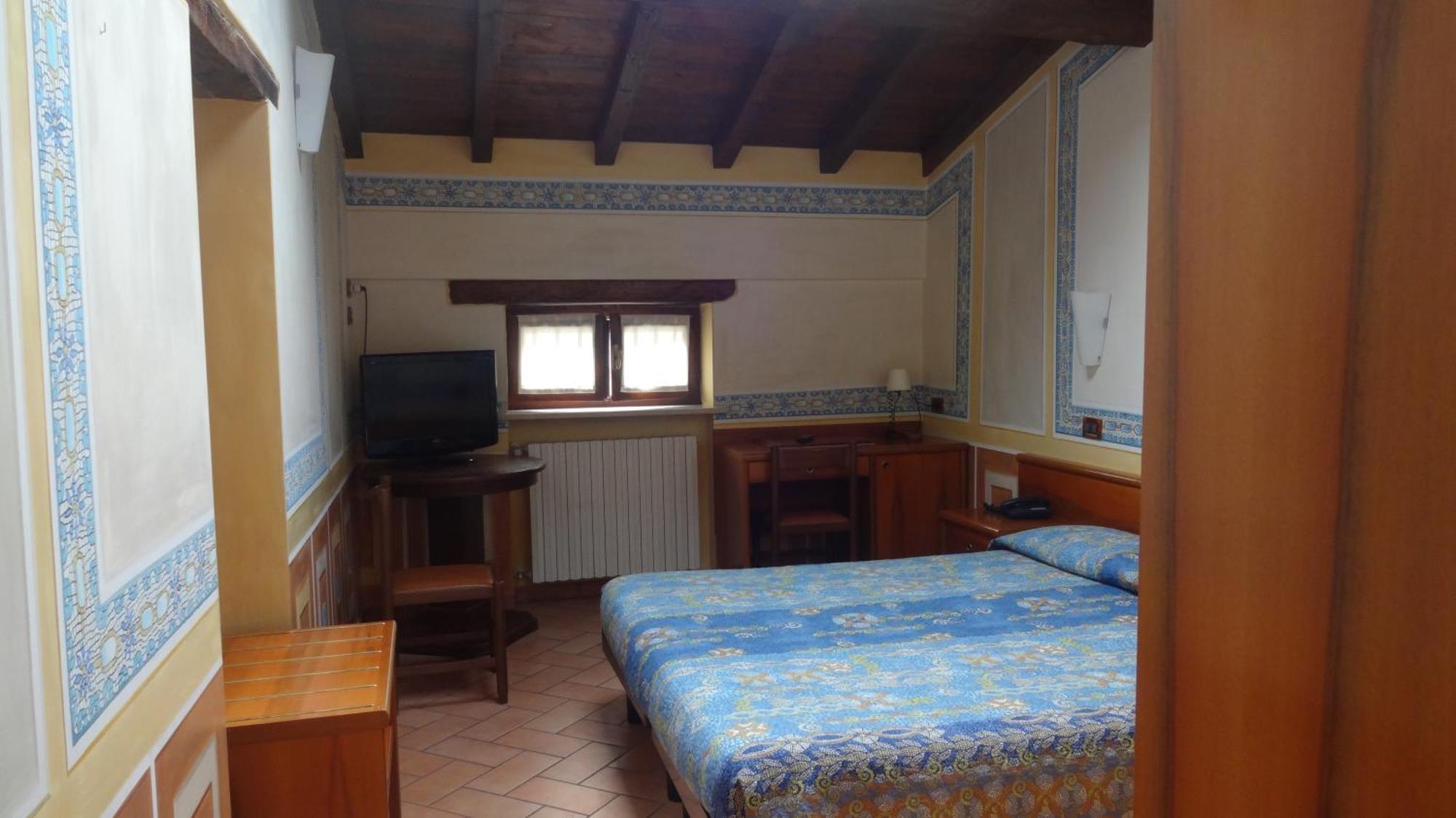 Albergo Giulia Gonzaga Sabbioneta Bagian luar foto