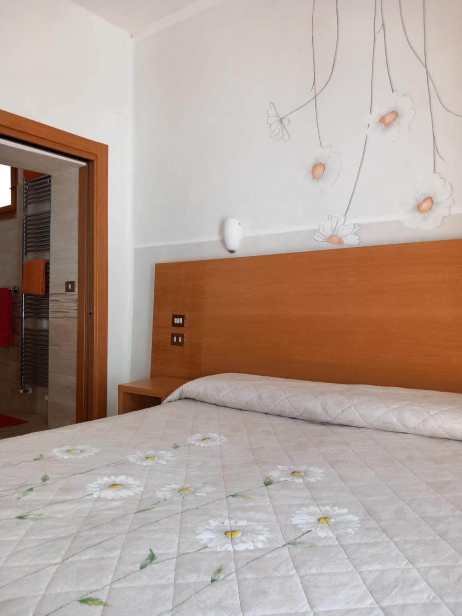 Albergo Giulia Gonzaga Sabbioneta Bagian luar foto